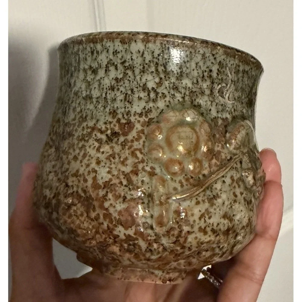 The Unbranded Brand vintage ceramic